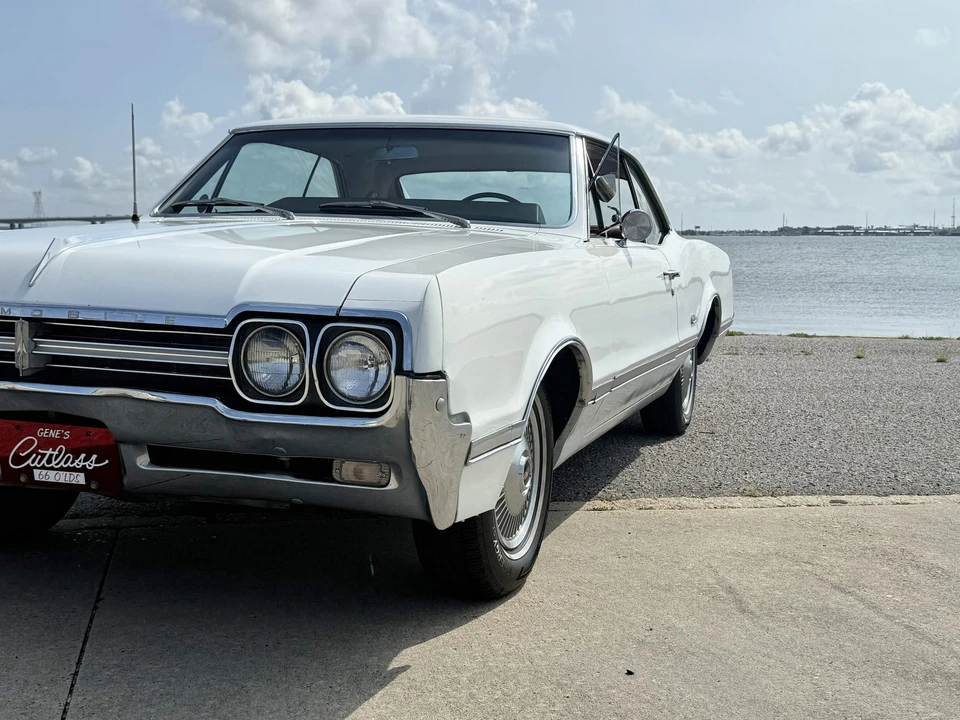 1966 Oldsmobile Cutlass 2nd Gen - Image 12 of 31