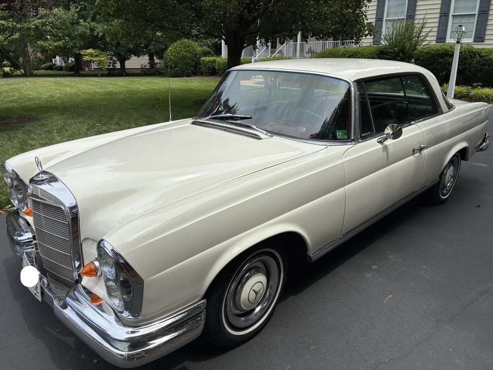 1967 Mercedes-Benz W111 Coupe - Image 21 of 31