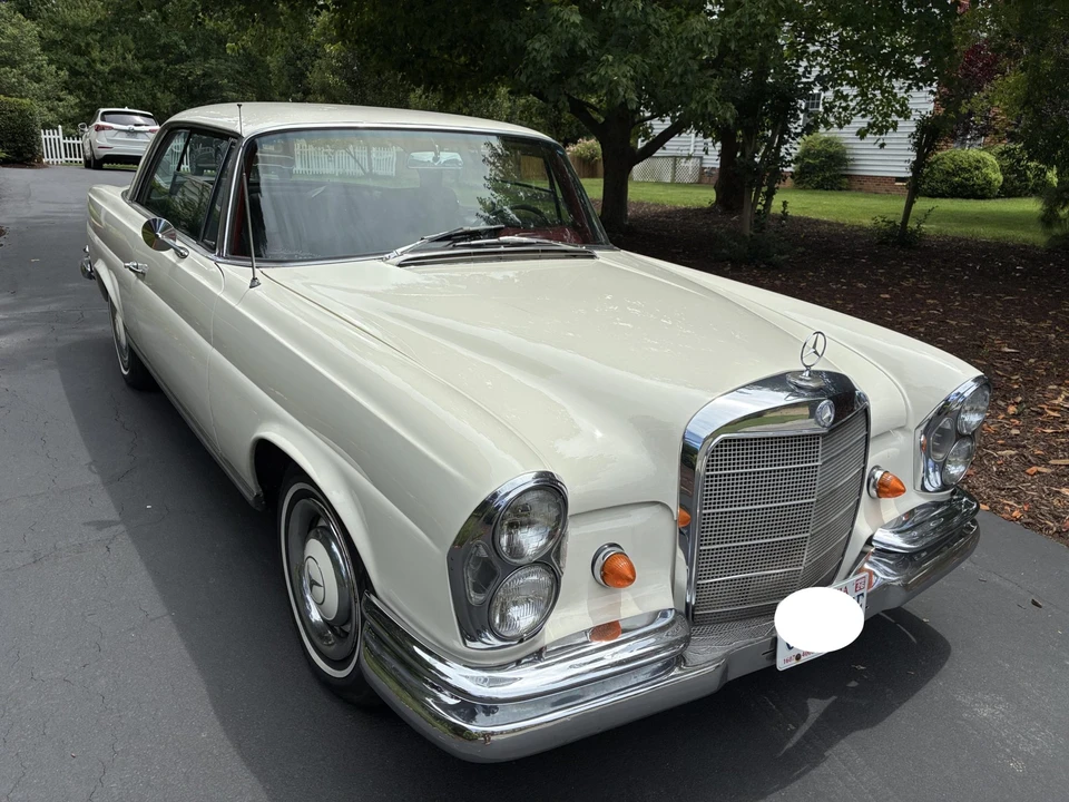 1967 Mercedes-Benz W111 Coupe - Image 15 of 31