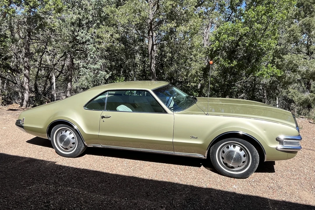 1968 Oldsmobile Toronado - Image 6 of 31
