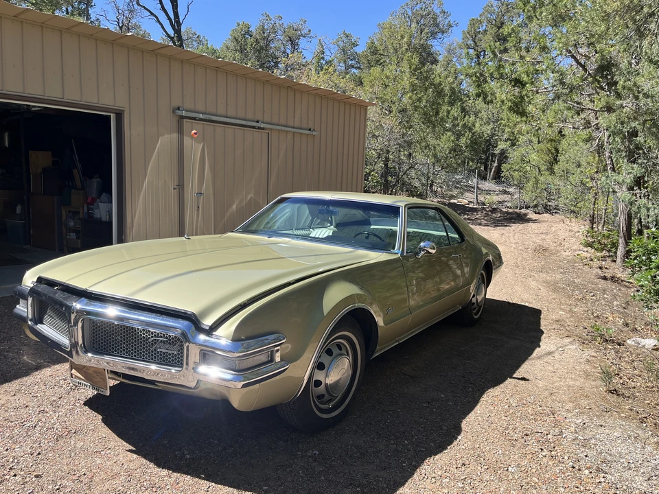 1968 Oldsmobile Toronado - Image 9 of 31