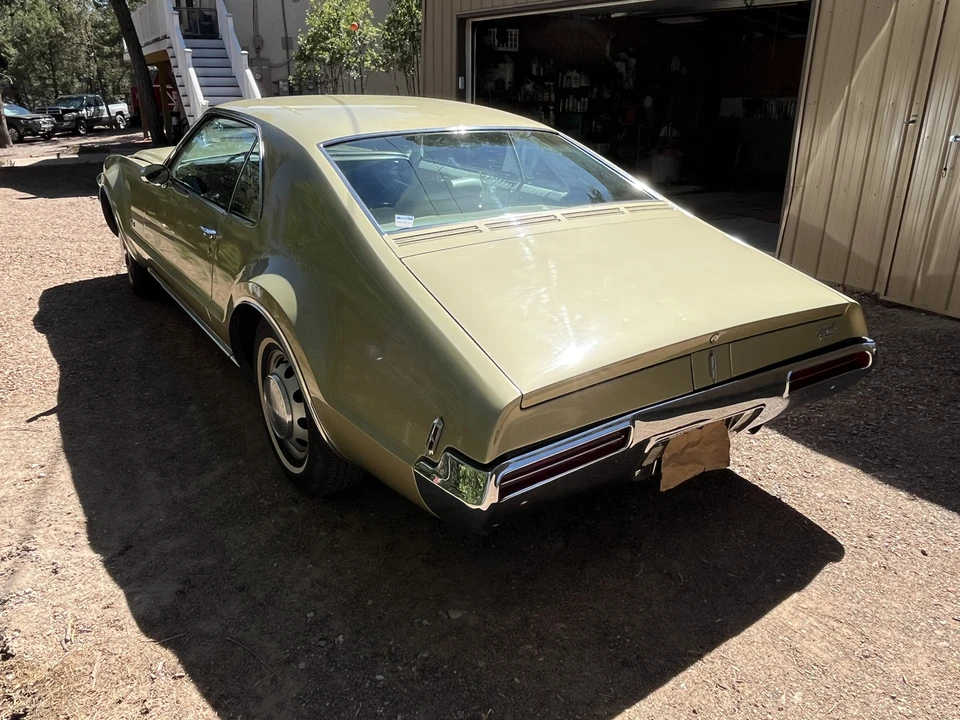 1968 Oldsmobile Toronado - Image 11 of 31