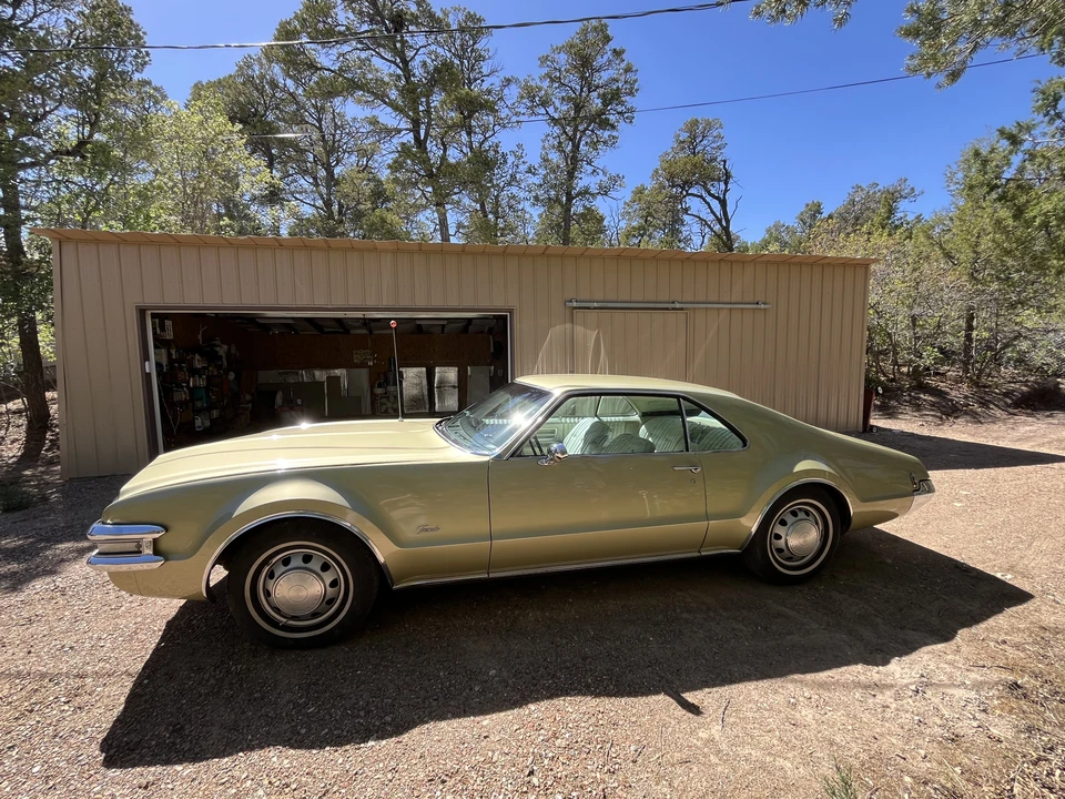 1968 Oldsmobile Toronado - Image 10 of 31
