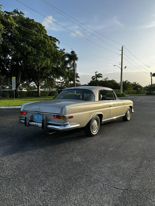 1969 Mercedes-Benz W111 Coupe - Image 19 of 31