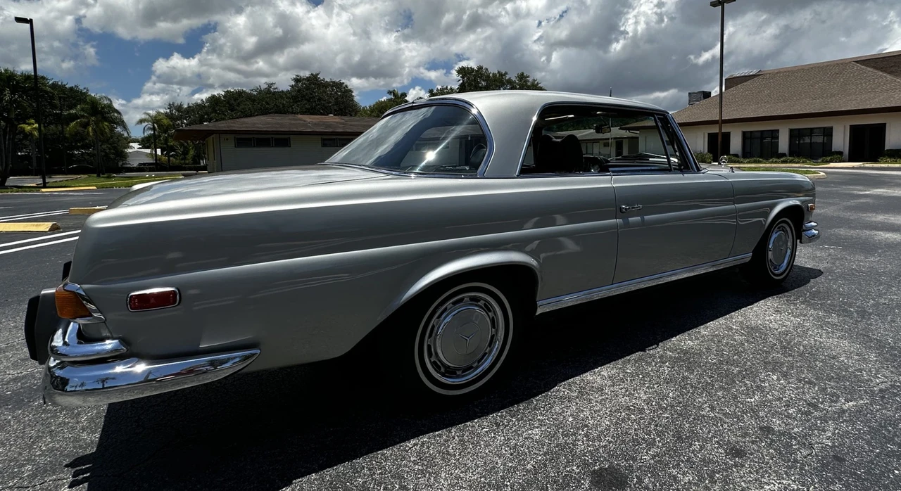 1969 Mercedes-Benz W111 Coupe - Image 25 of 31