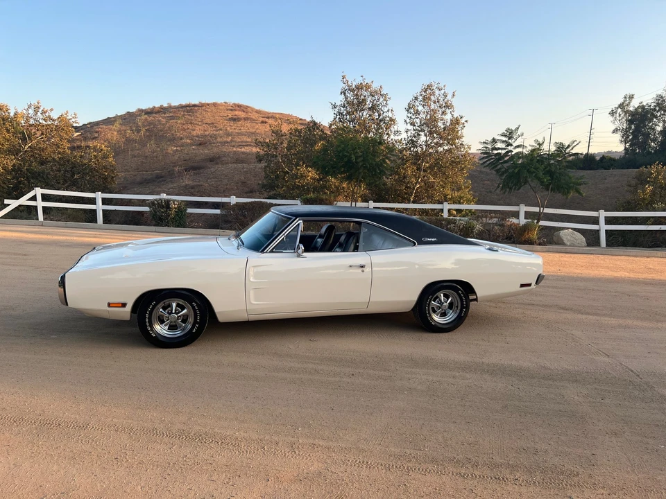 1970 Dodge Charger 2nd Gen - Image 2 of 31