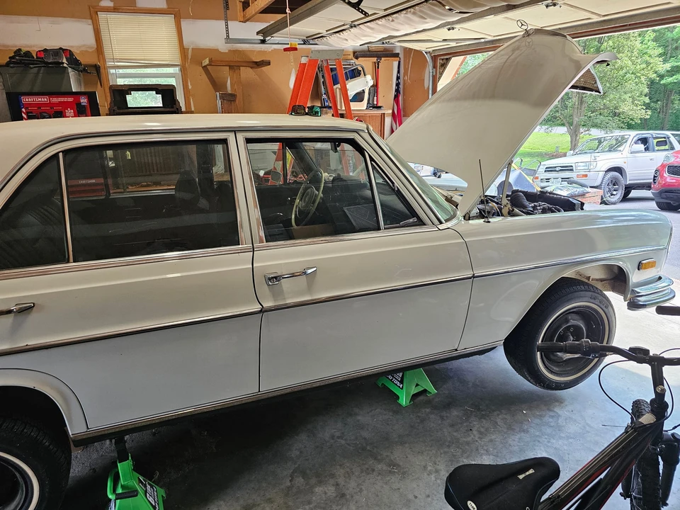 1970 Mercedes-Benz W108 & W109 - Image 9 of 31