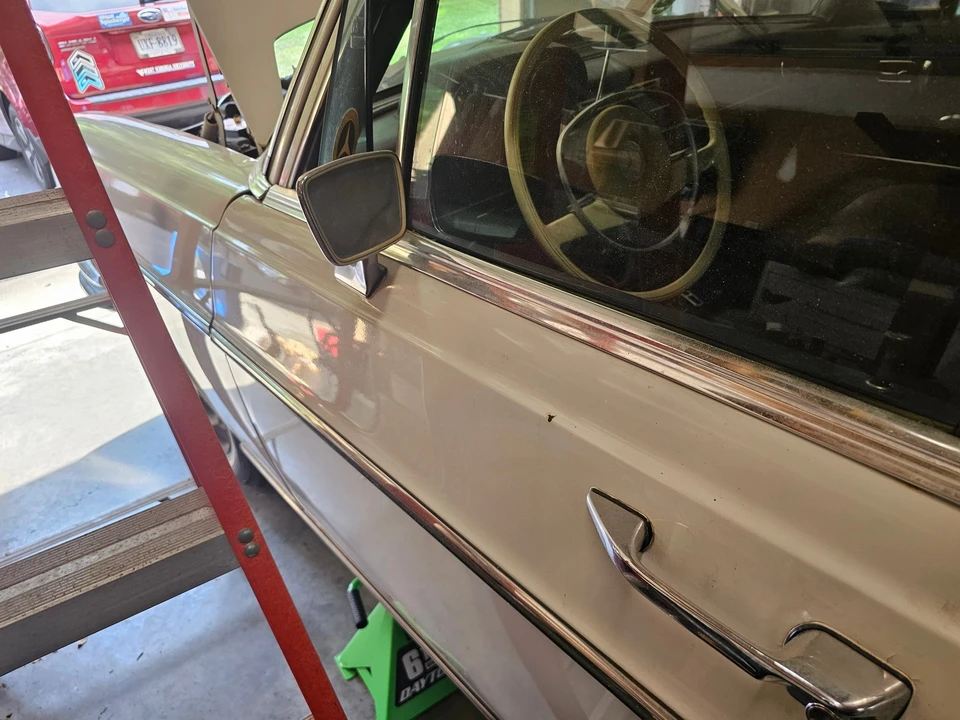1970 Mercedes-Benz W108 & W109 - Image 11 of 31