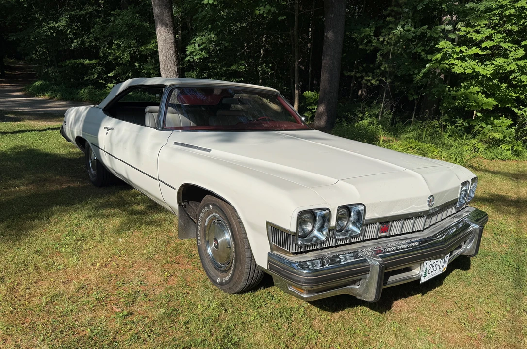 1974 Buick LeSabre - Image 3 of 31