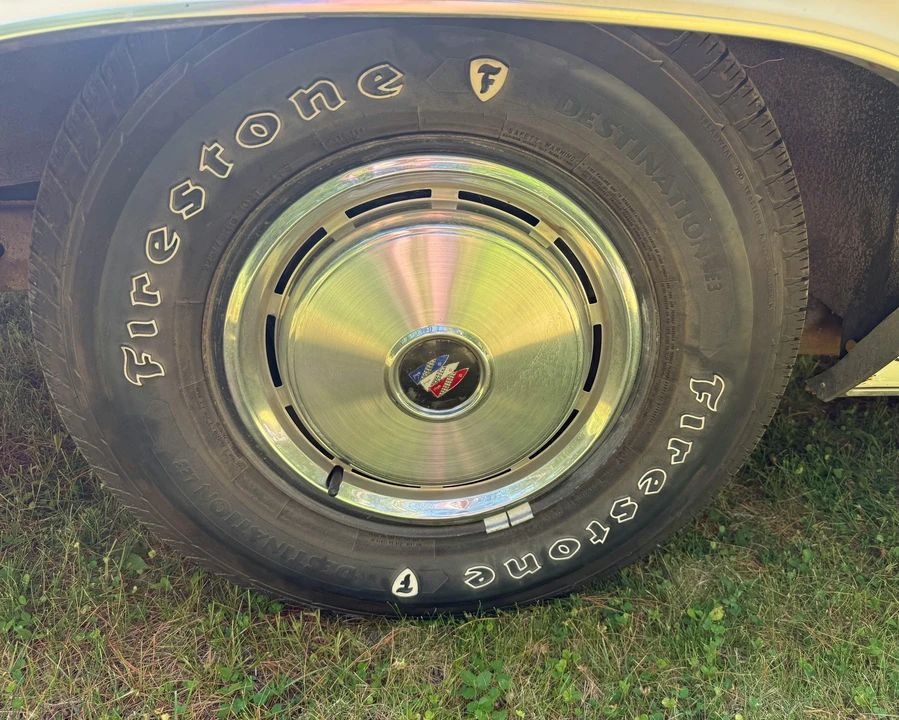 1974 Buick LeSabre - Image 21 of 31