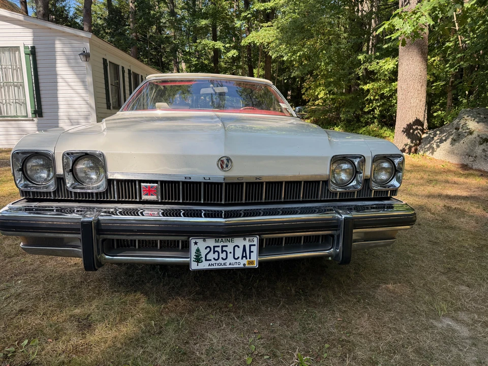 1974 Buick LeSabre - Image 2 of 31