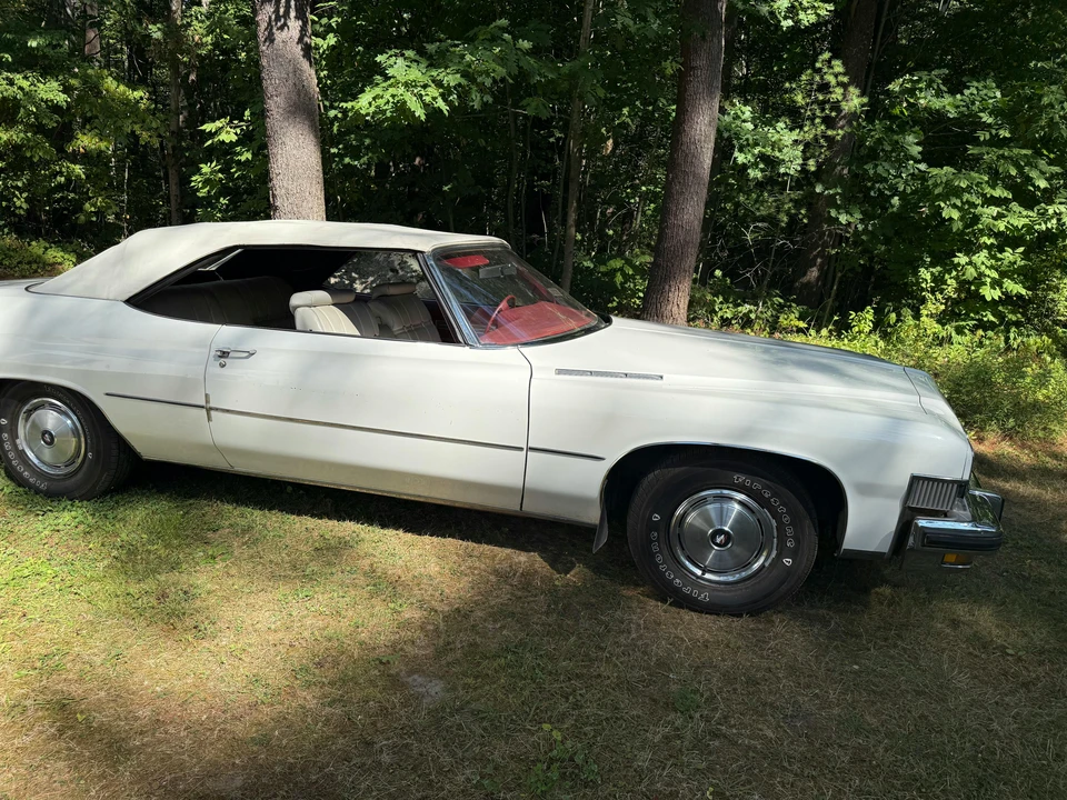 1974 Buick LeSabre - Image 17 of 31