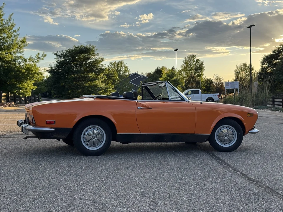 1974 Fiat 124 Sport Spider - Image 10 of 31
