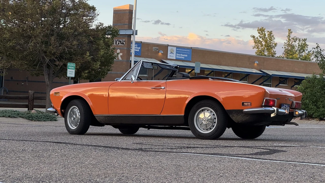 1974 Fiat 124 Sport Spider - Image 30 of 31