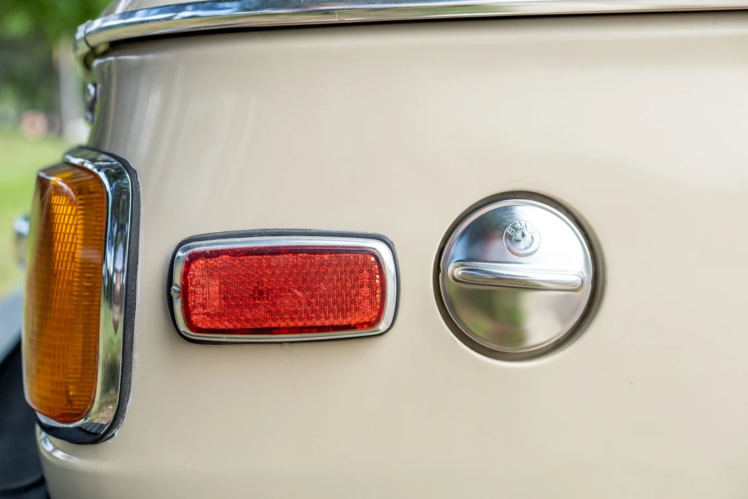 1975 BMW 2002 - Image 17 of 31