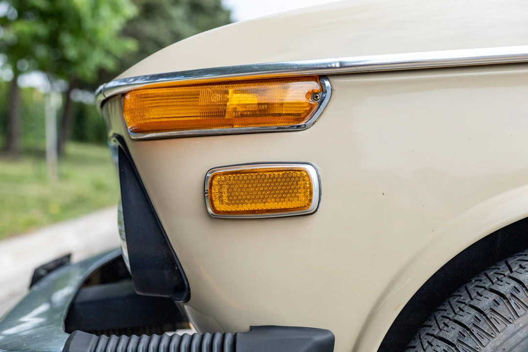 1975 BMW 2002 - Image 10 of 31