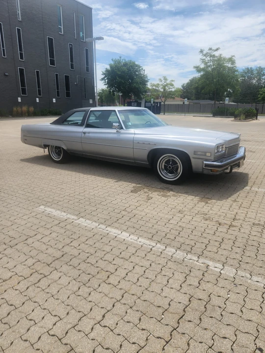 1975 Buick Electra - Image 9 of 31