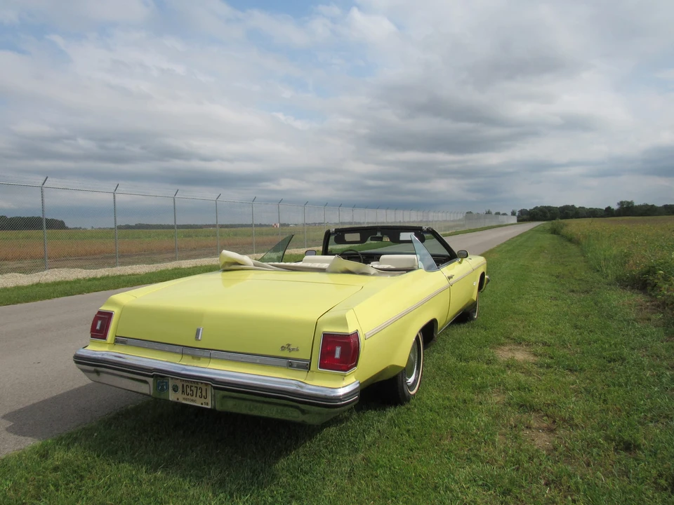 1975 Oldsmobile 88 - Image 7 of 31