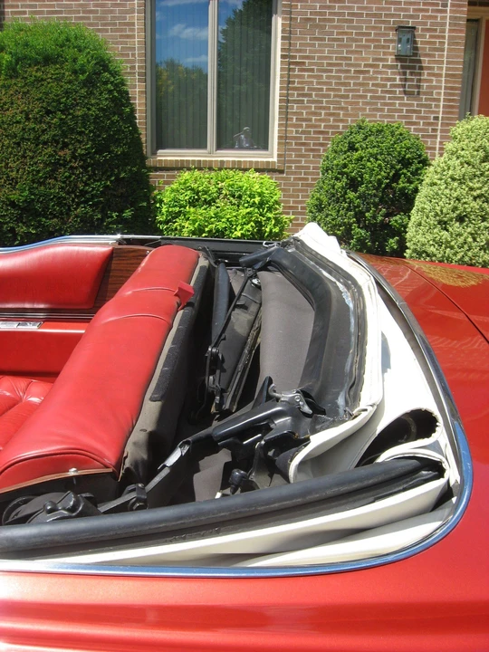 1976 Cadillac Eldorado 9th Gen - Image 16 of 31