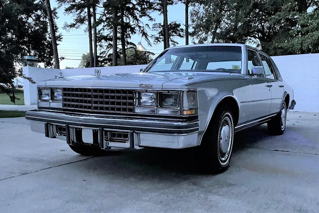 1976 Cadillac Seville - Image 2 of 31