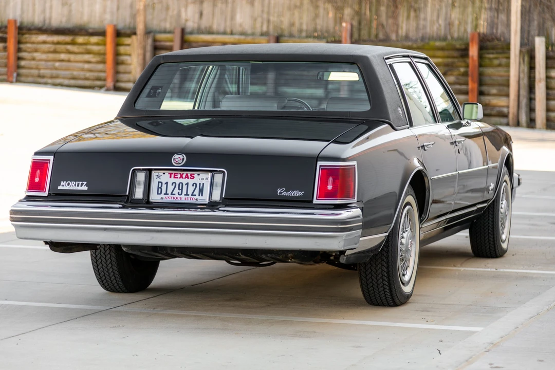 1977 Cadillac Seville - Image 15 of 31