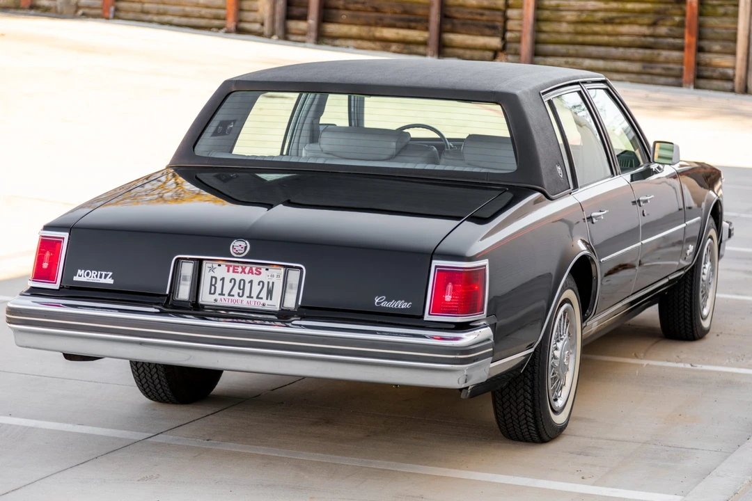 1977 Cadillac Seville - Image 16 of 31