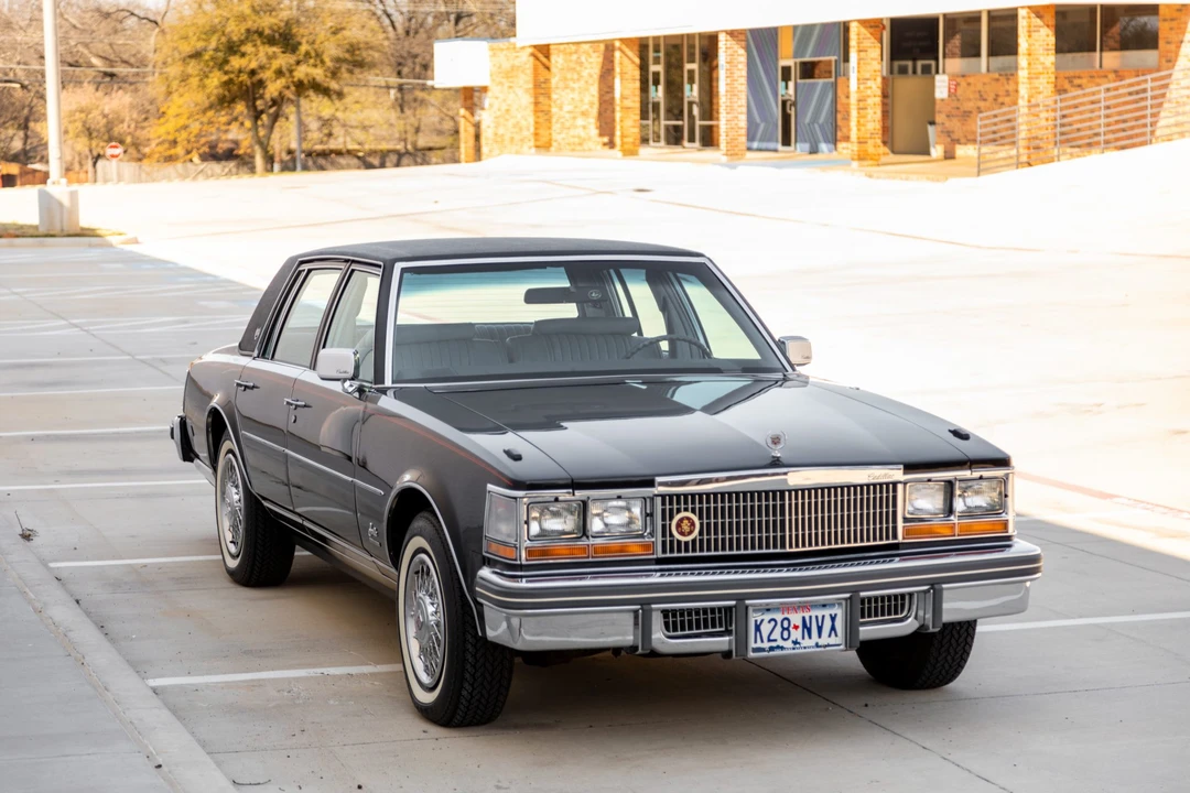 1977 Cadillac Seville - Image 21 of 31