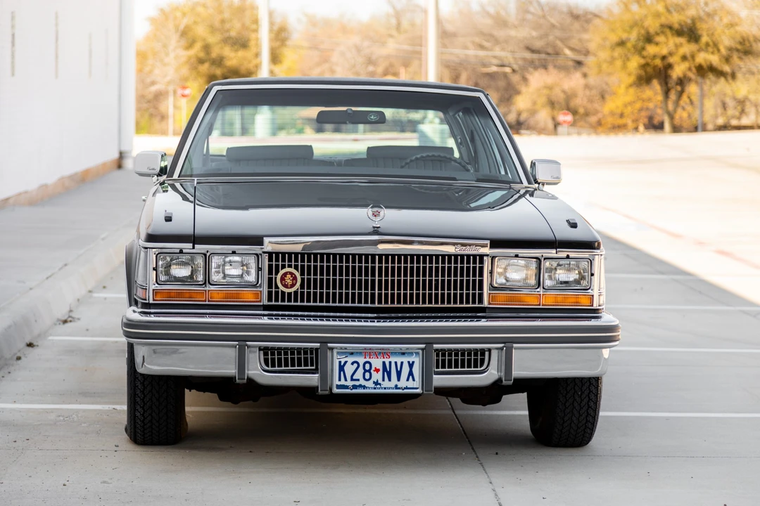 1977 Cadillac Seville - Image 25 of 31