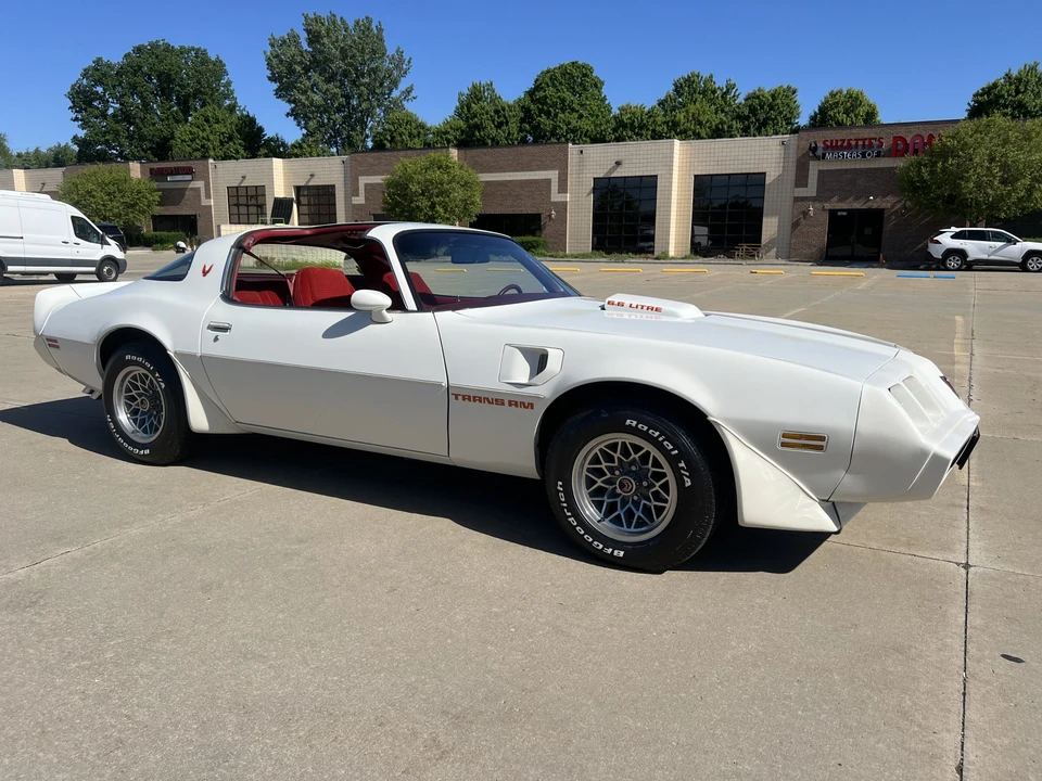1979 Pontiac Firebird Trans Am 2nd Gen - Image 11 of 31