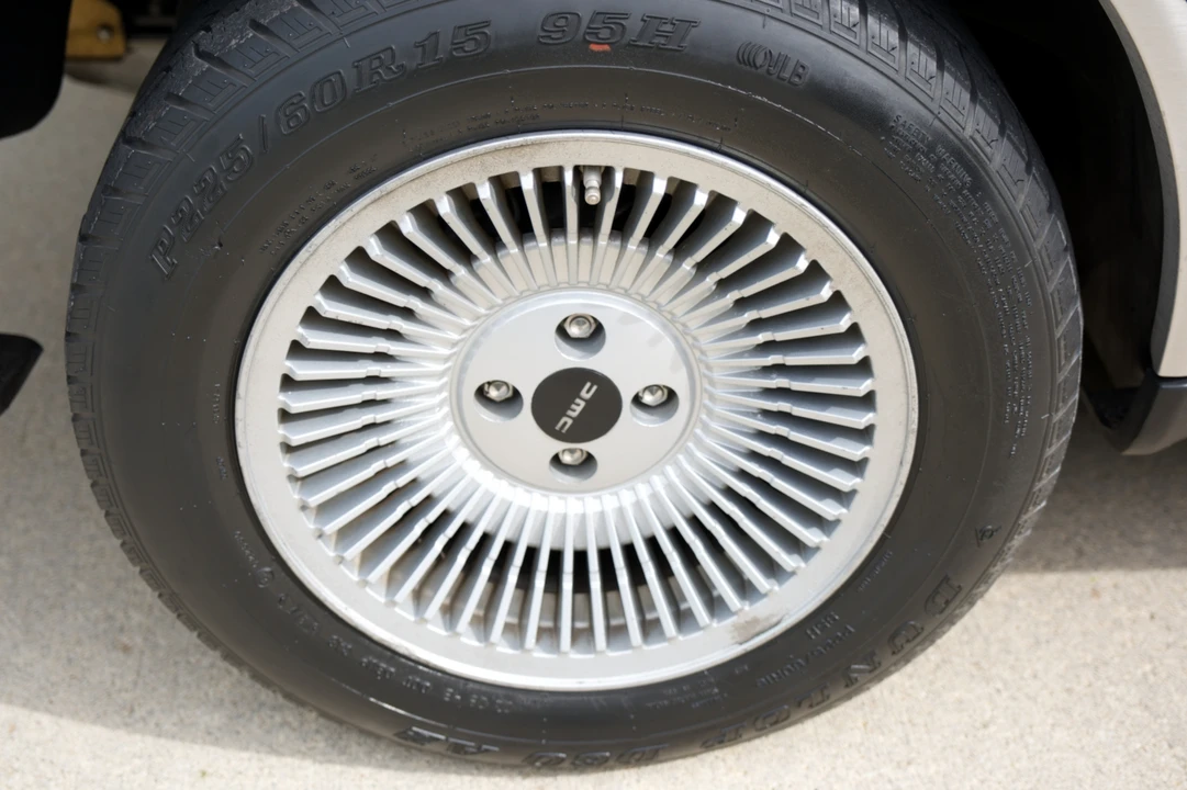 1981 DeLorean DMC-12 - Image 31 of 31