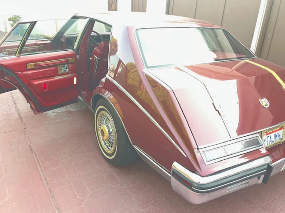 1984 Cadillac Seville - Image 21 of 31
