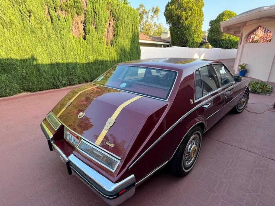 1984 Cadillac Seville - Image 15 of 31
