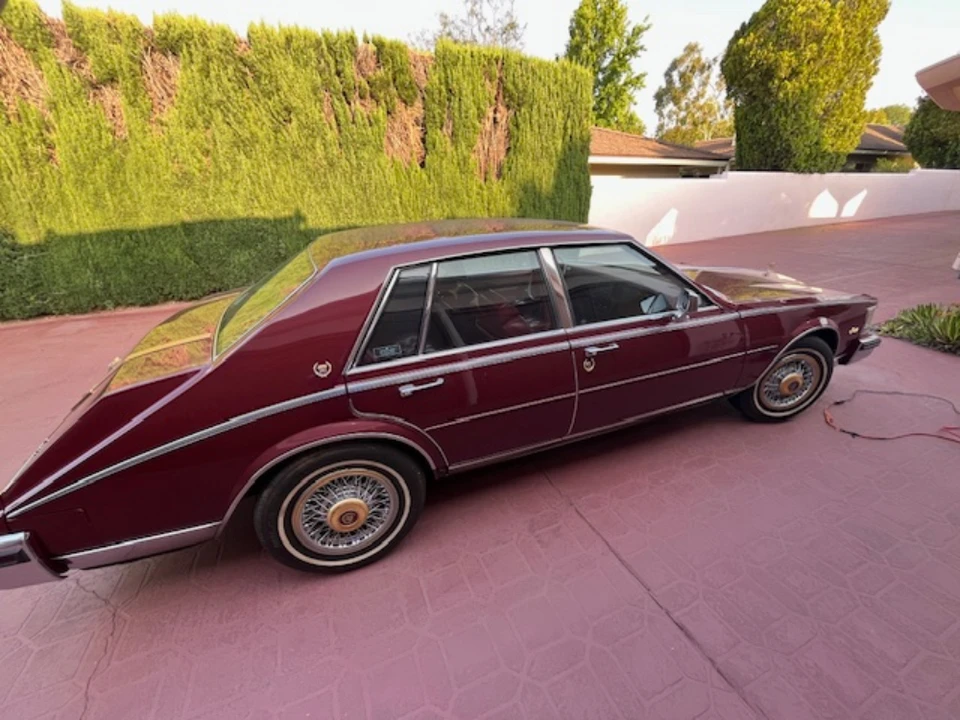 1984 Cadillac Seville - Image 16 of 31