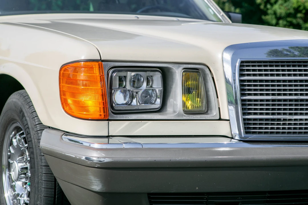 1984 Mercedes-Benz W126 S-Class Sedan - Image 22 of 31