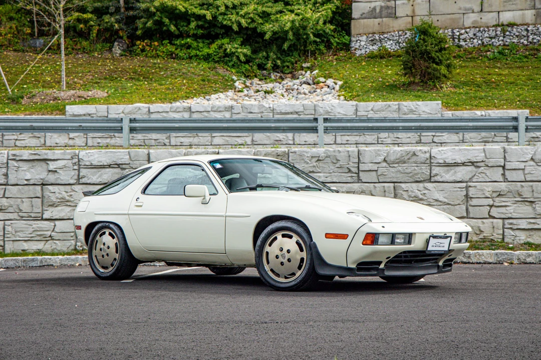 1984 Porsche 928 S - Image 5 of 31