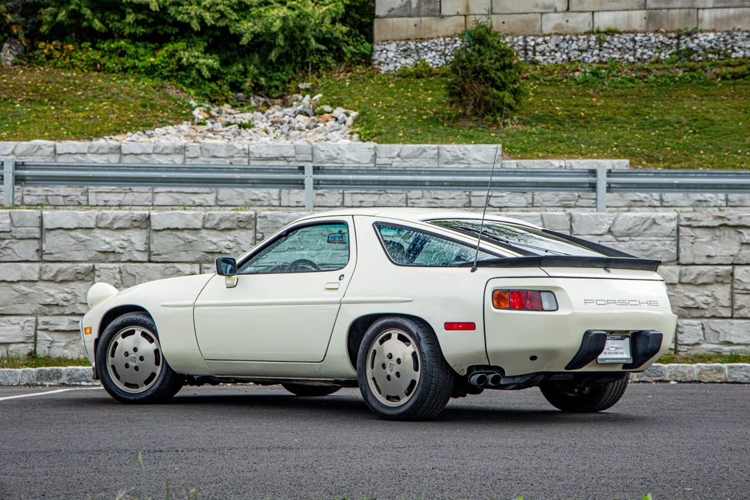 1984 Porsche 928 S - Image 20 of 31