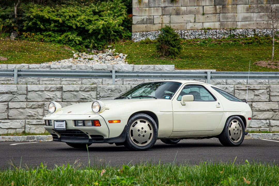 1984 Porsche 928 S - Image 26 of 31