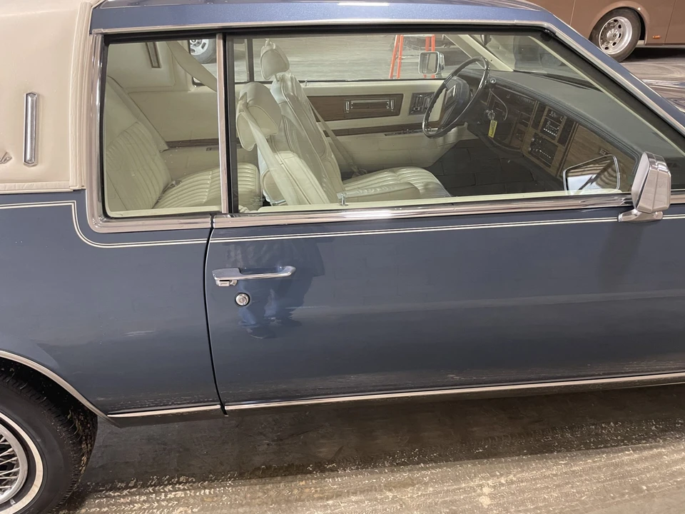 1985 Cadillac Eldorado 10th Gen - Image 18 of 31