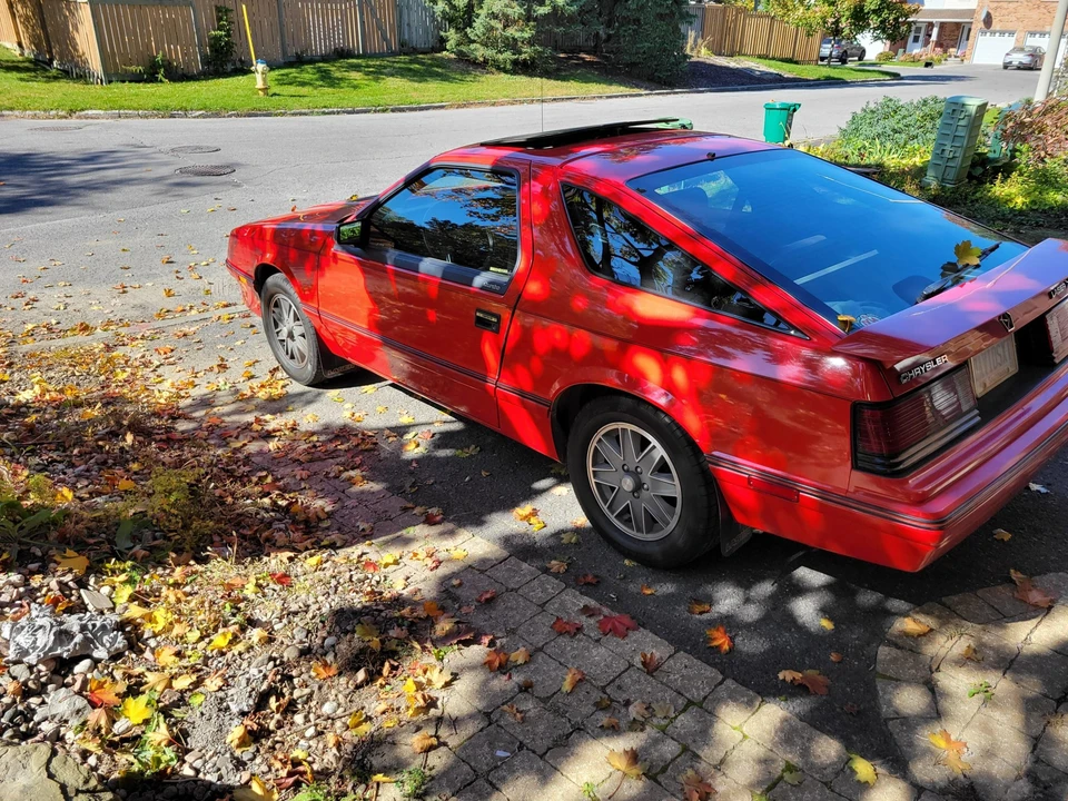 1985 Chrysler Laser - Image 20 of 31