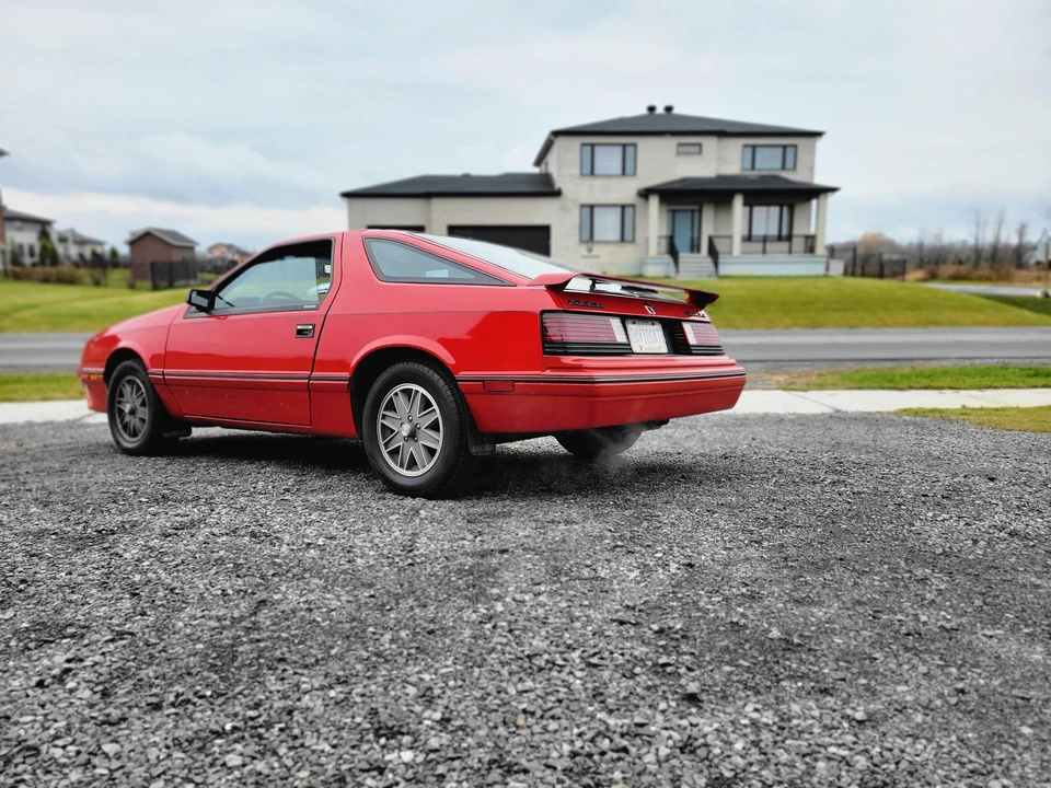 1985 Chrysler Laser - Image 12 of 31