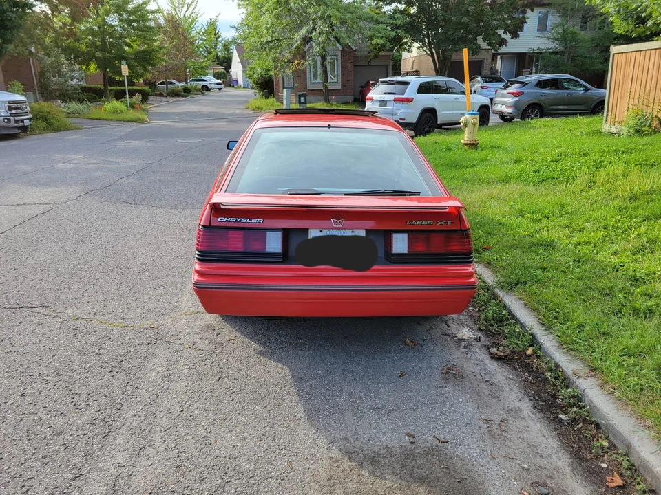1985 Chrysler Laser - Image 29 of 31