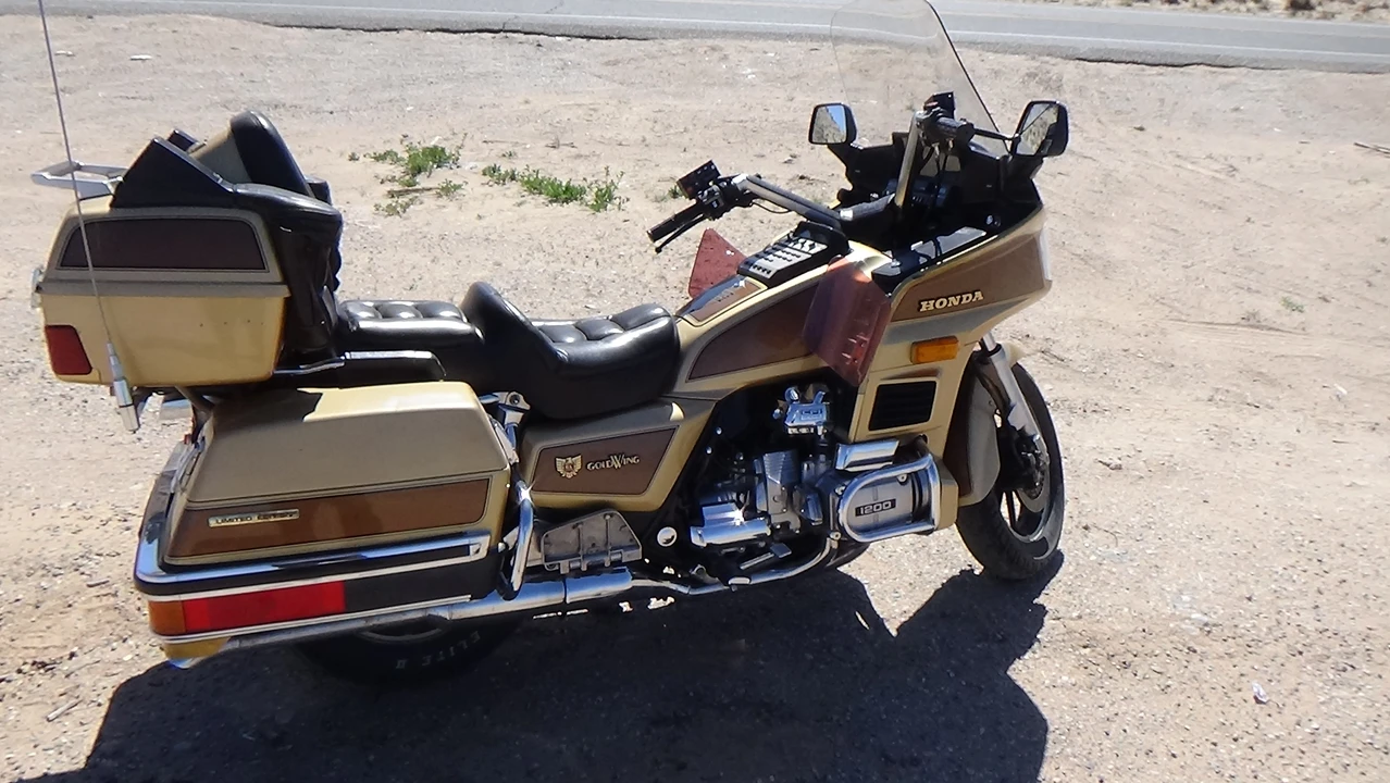1985 Honda Gold Wing - Image 30 of 31