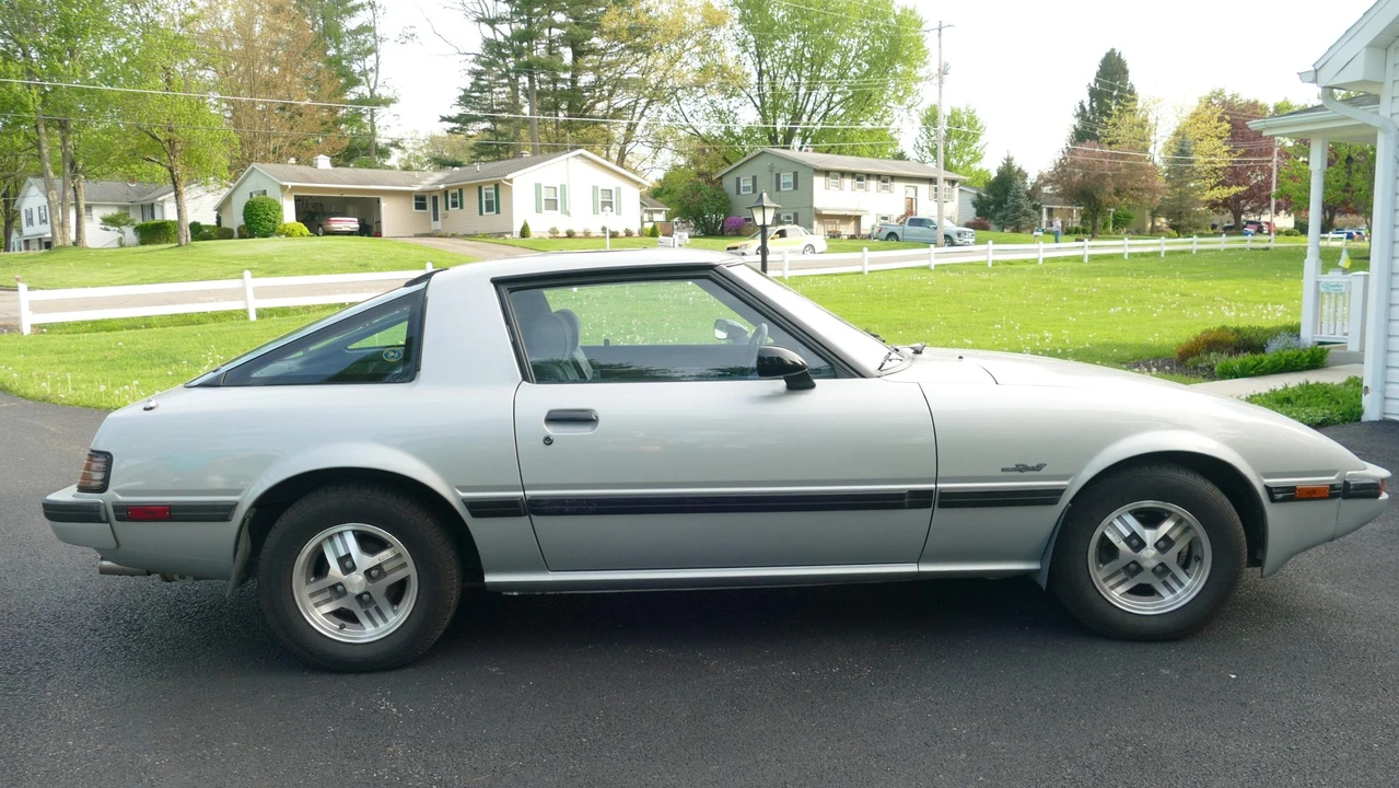 1985 Mazda RX-7 SA & FB - Image 11 of 31