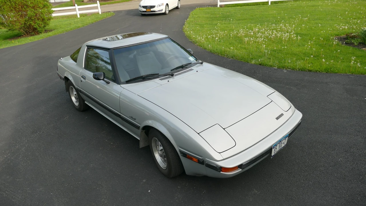 1985 Mazda RX-7 SA & FB - Image 9 of 31