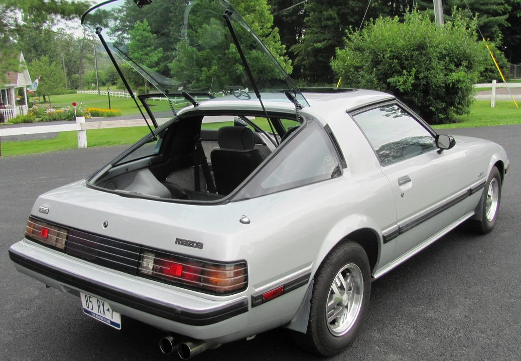 1985 Mazda RX-7 SA & FB - Image 16 of 31