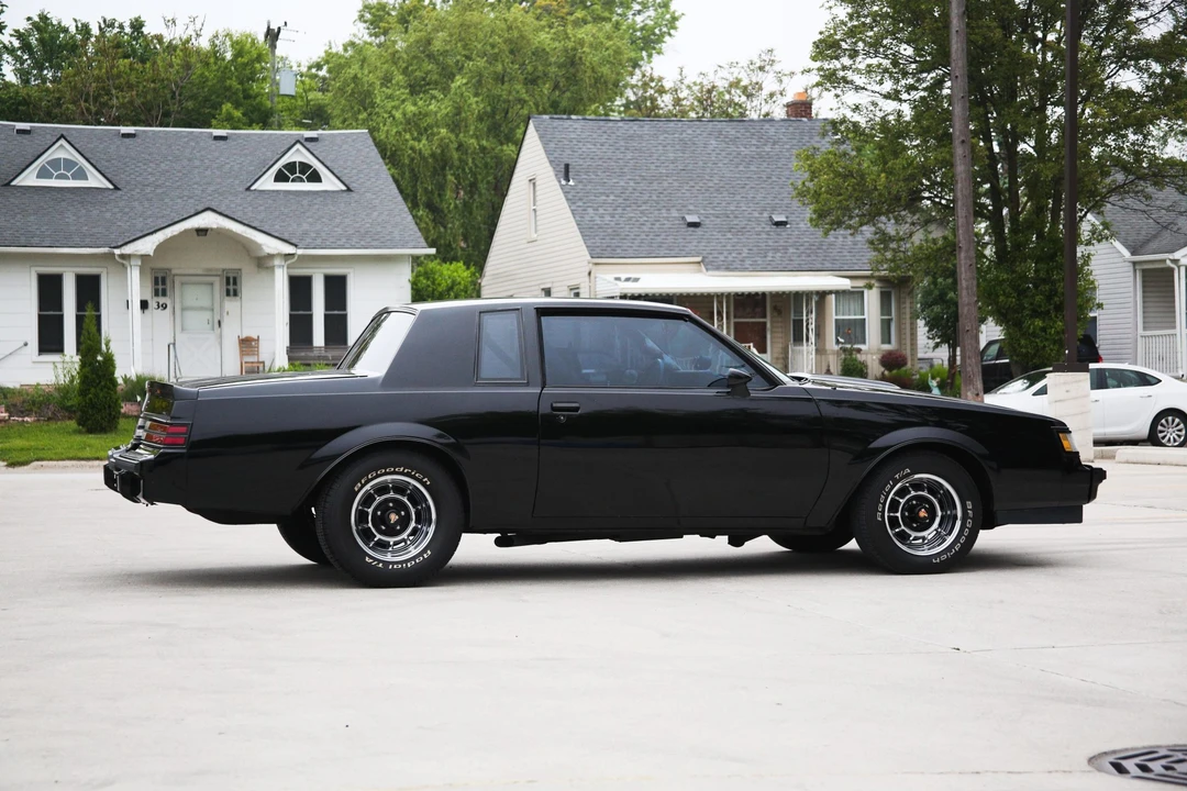 1986 Buick Grand National - Image 23 of 31