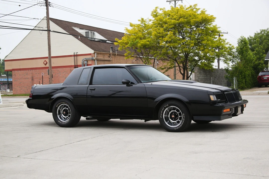 1986 Buick Grand National - Image 28 of 31