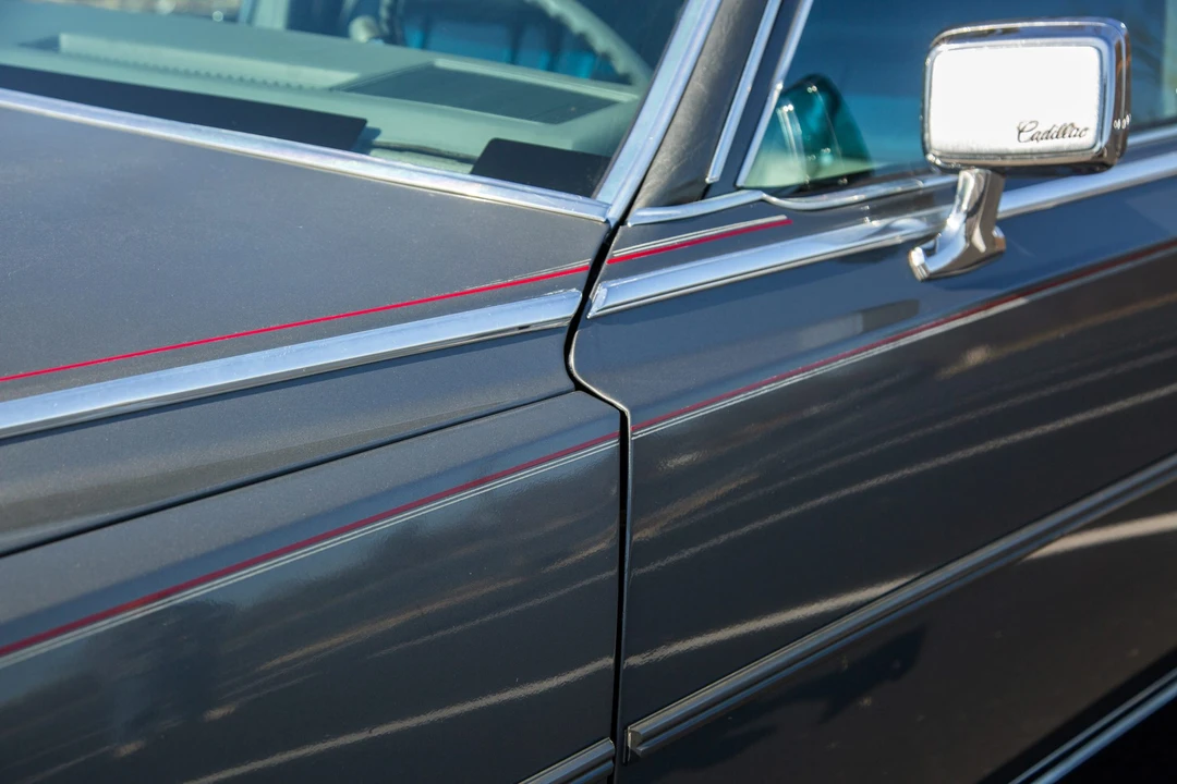 1986 Cadillac Fleetwood - Image 16 of 31