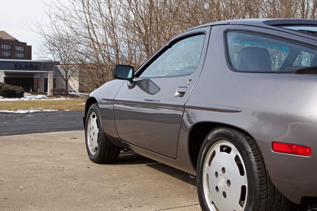 1986 Porsche 928 S - Image 28 of 31