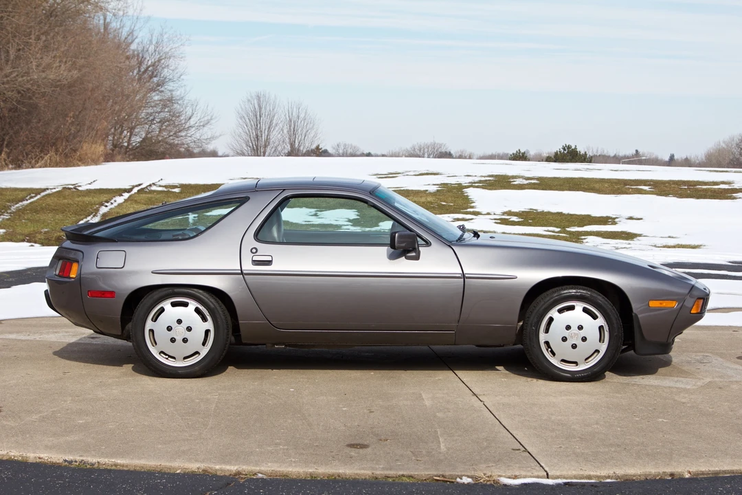 1986 Porsche 928 S - Image 4 of 31